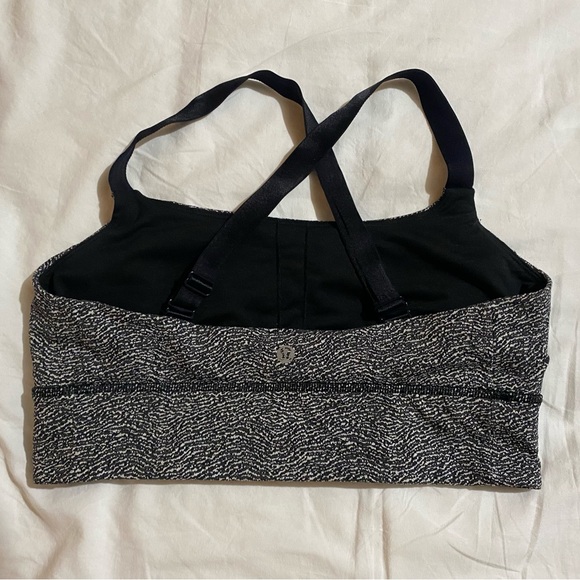 Lululemon Both Ways Bra - Picture 2 of 4